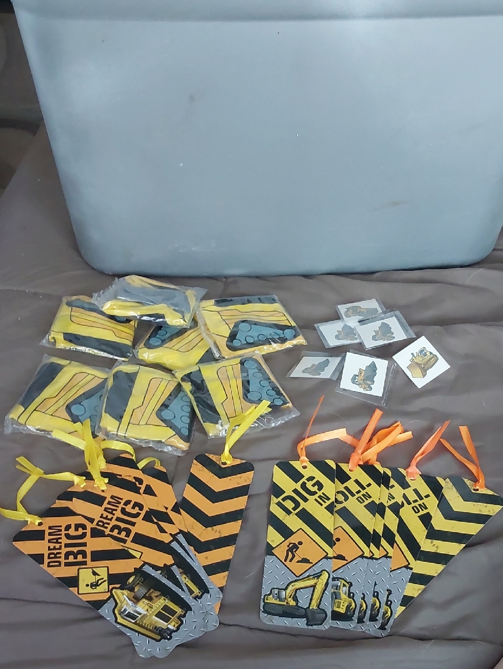 Construction Excavator  Party Kit Yellow & Black Set